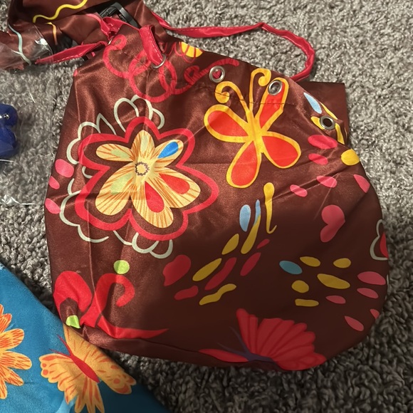 Encanto outfit - Picture 6 of 6